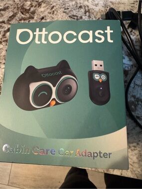Ottocast Cabin Care Wireless CarPlay Adapter
